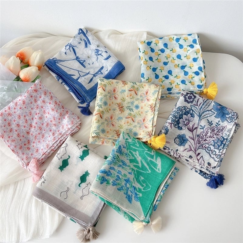 Women's Elegant Minimalist Flower Cotton And Linen Silk Scarf