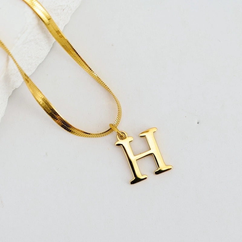 304 Stainless Steel 18K Gold Plated Luxurious Commute Letter Pendant Necklace