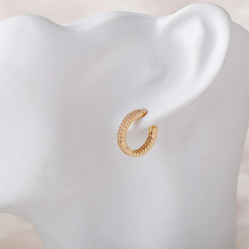 S925 Silver Needle  Europe And The United States High Sense Of Light Luxury Commuting Zircon Ear Buckle Female Full Of Drill  Wind Jewelry