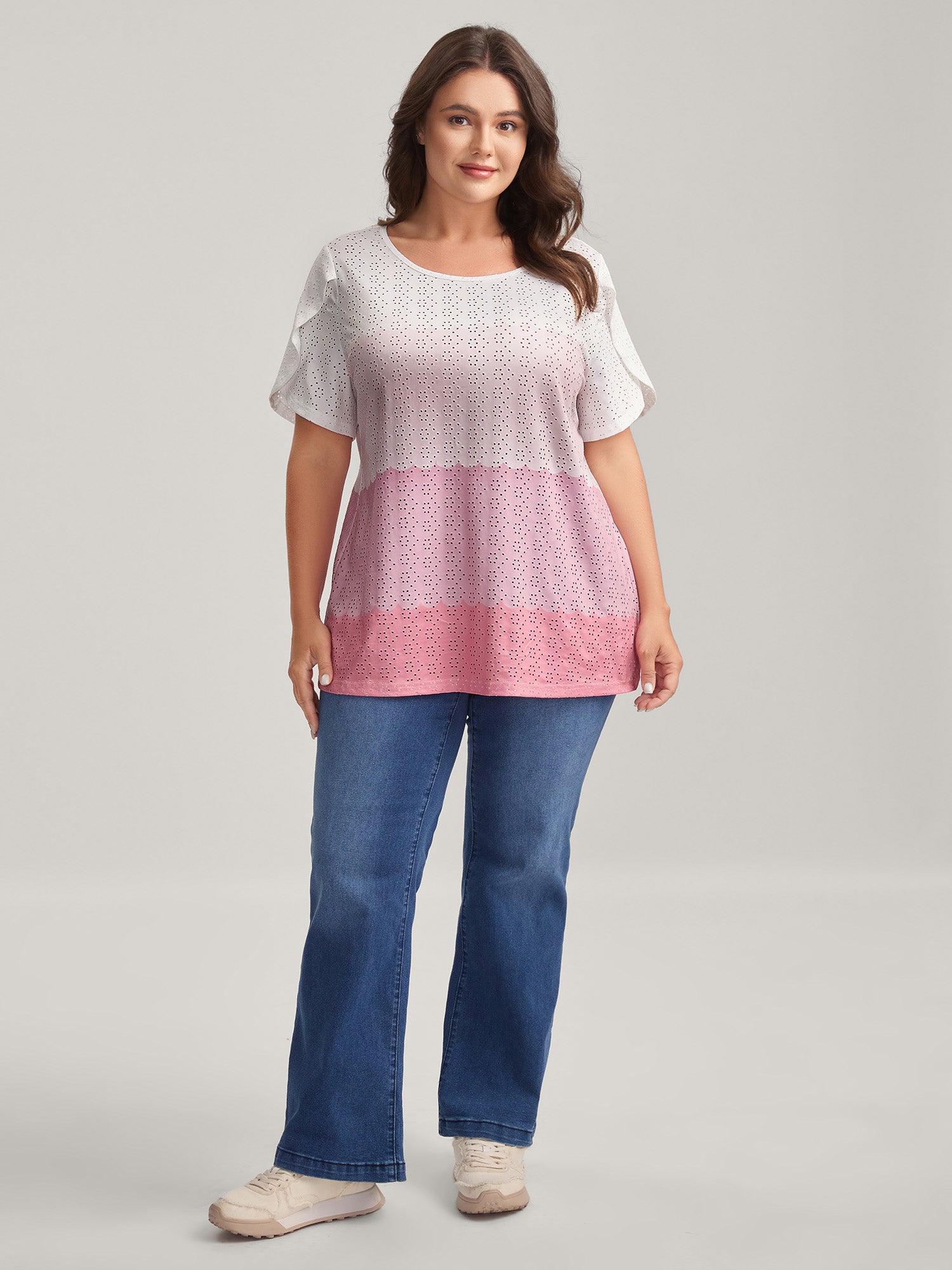 Eyelet Trim Color Block Stretchy T-Shirt