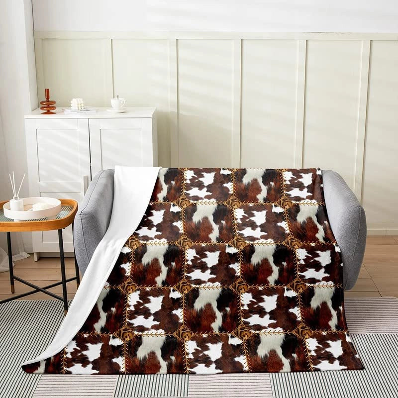 Casual Cow Pattern Color Block Polyester Blanket Couch & Sofa Decor