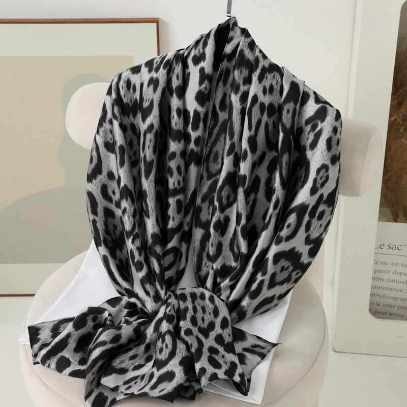 Women's Casual Elegant Printing Rose Satin Printing And Dyeing Printing Floral Silk Scarf Scarf