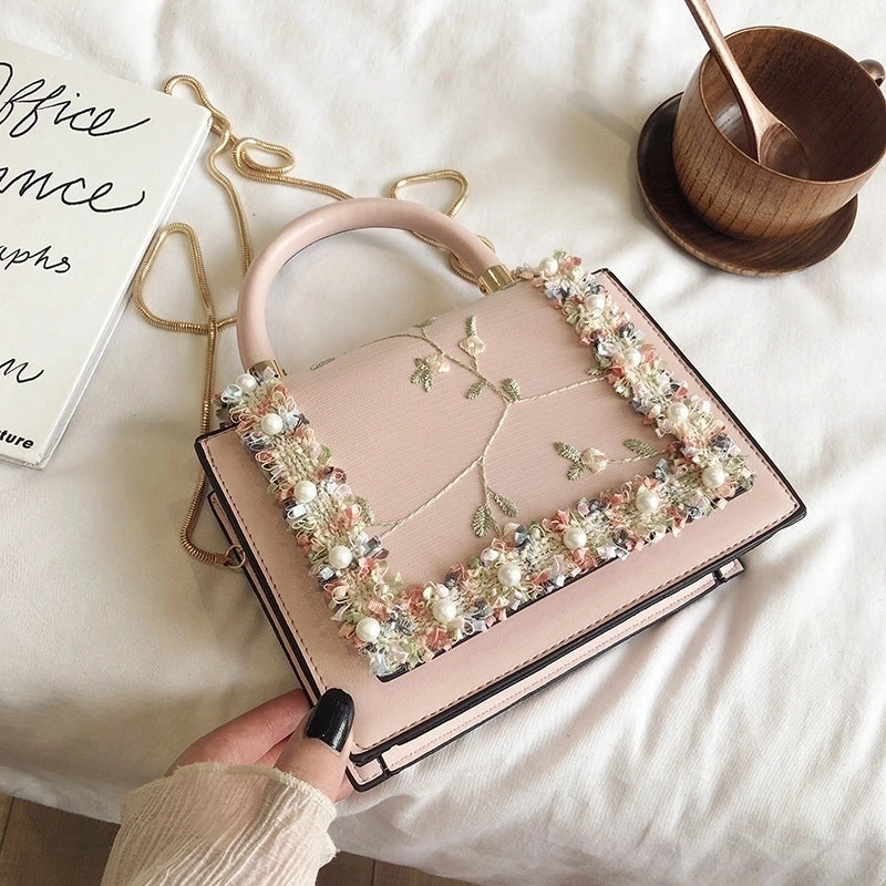 Women's Small All Seasons Pu Leather Flower Elegant Vintage Style Square Magnetic Buckle Handbag
