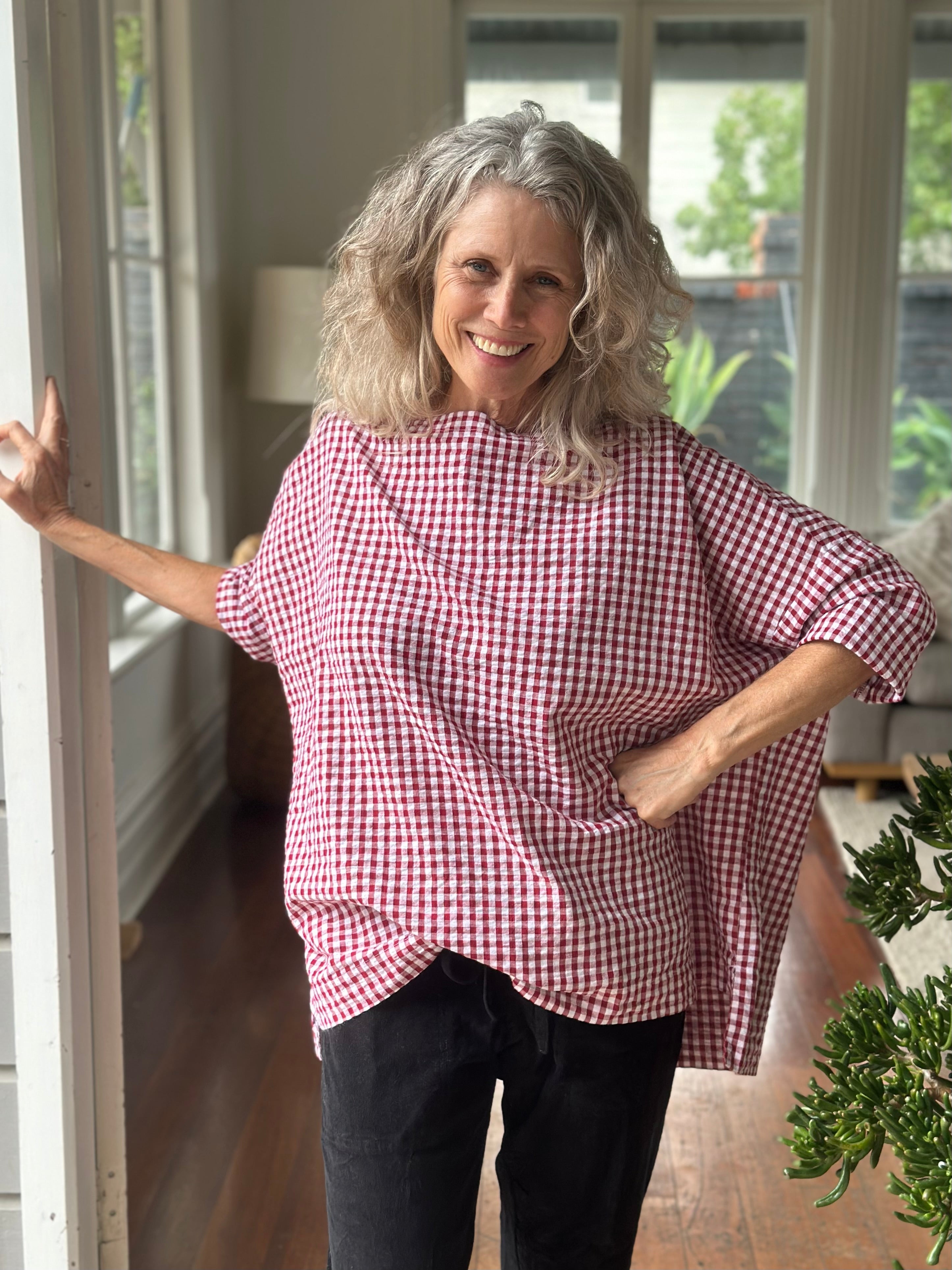 avril top - dark red gingham