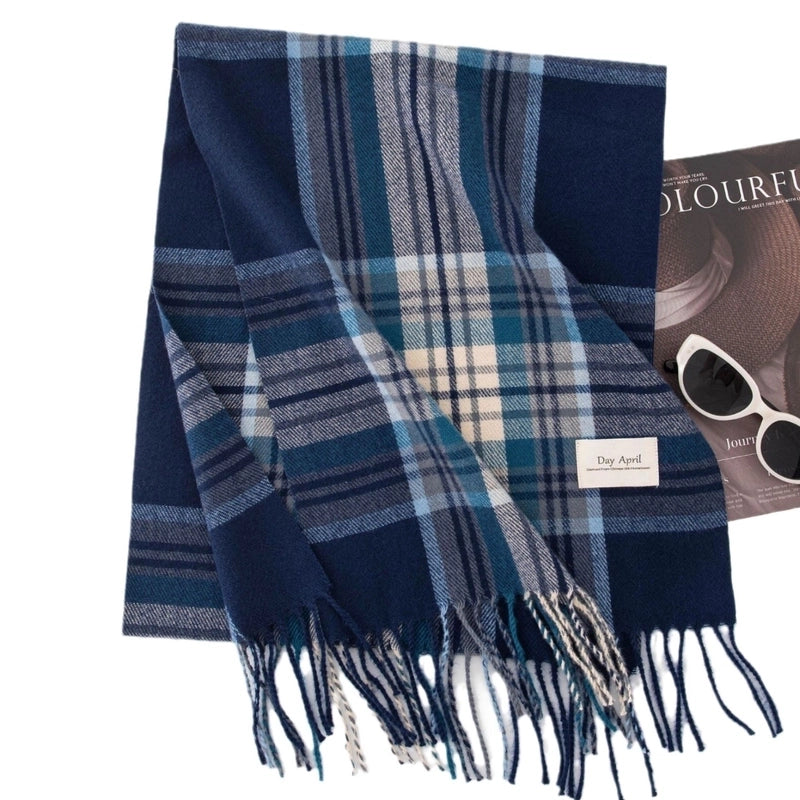 Women's Casual Elegant Minimalist Lattice Polyester Tassel Scarf