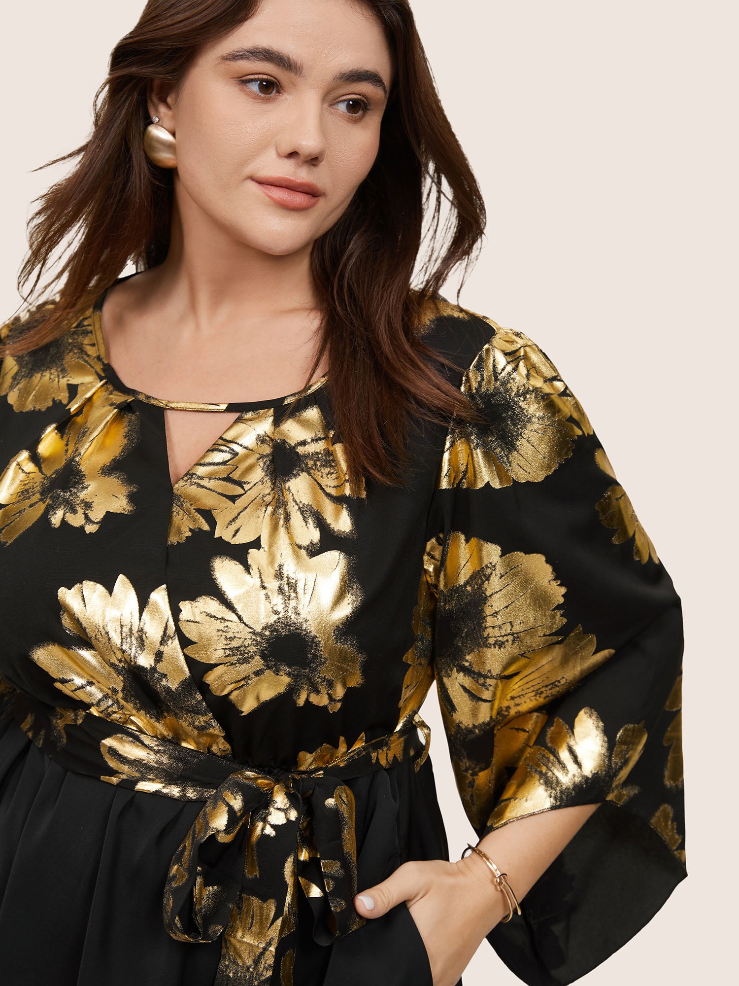 Floral Glitter Belted Keyhole Flutter Sleeve Dress