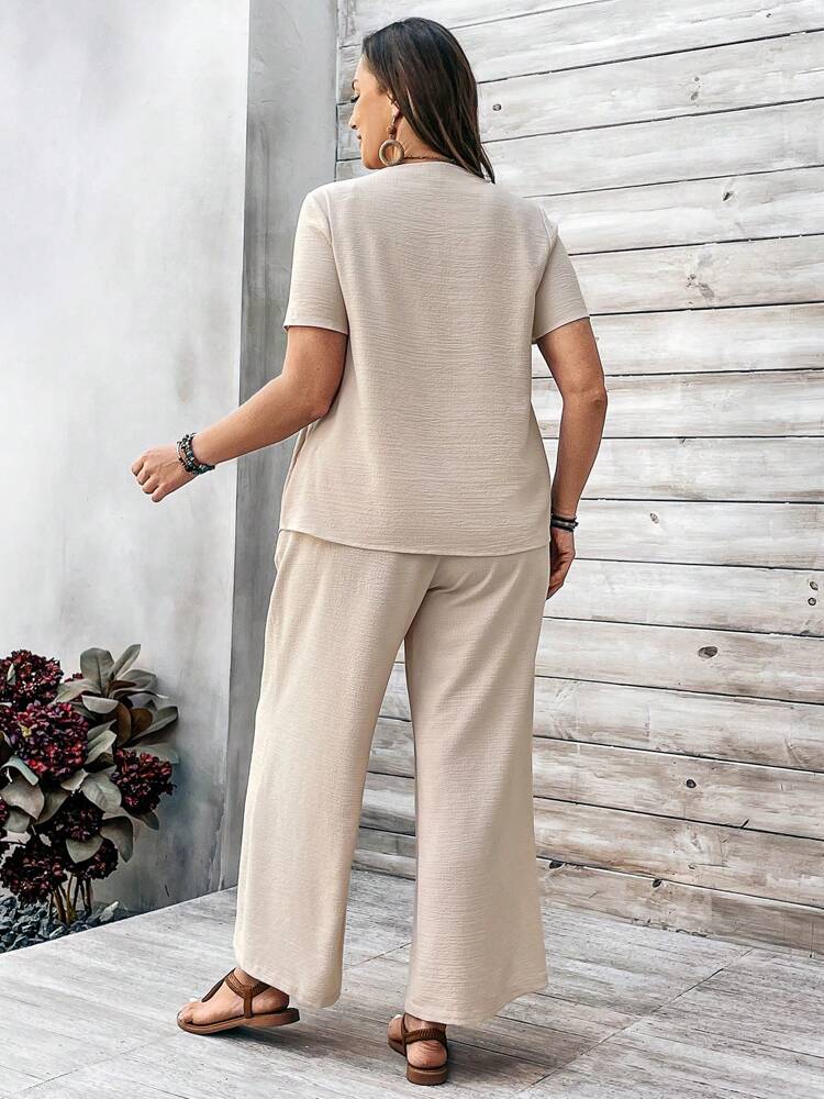 Plus Size V-Neck Short-Sleeved Top And Wide-Leg Pants Two-Piece Set