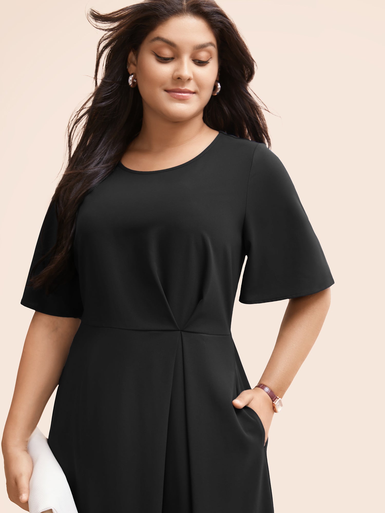 Plain Round Neck Plicated Detail Dress