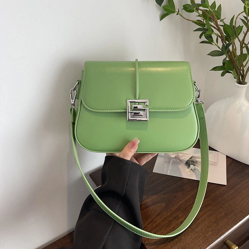 Women's Medium Pu Leather Solid Color Vintage Style Classic Style Square Magnetic Buckle Shoulder Bag