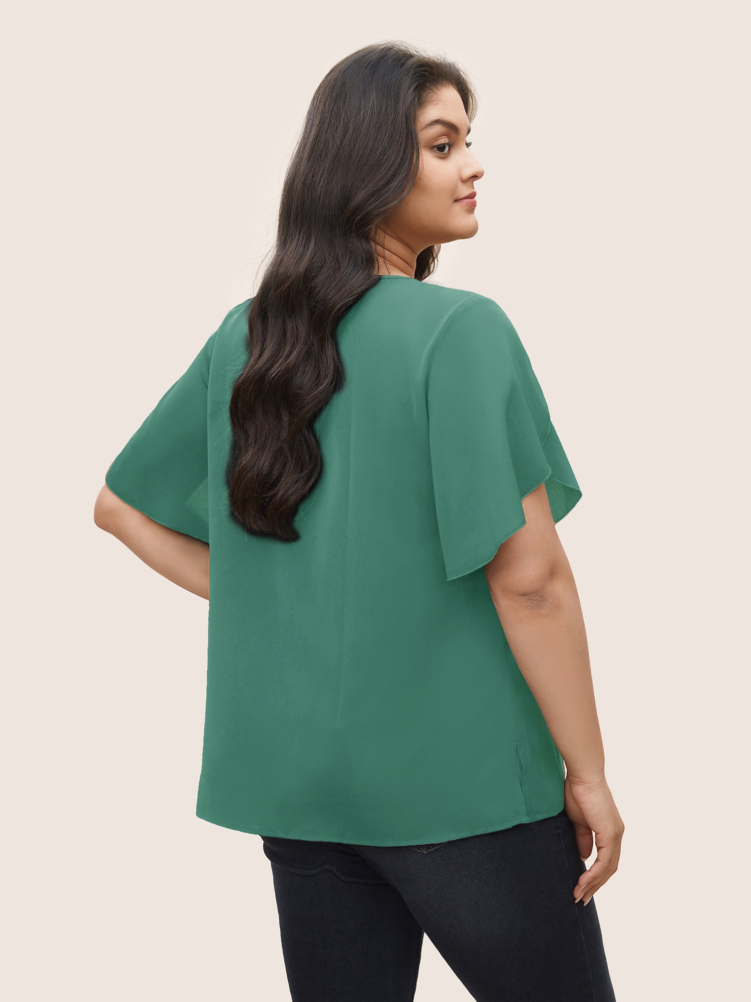 Solid Keyhole Petal Sleeve Pleated Blouse