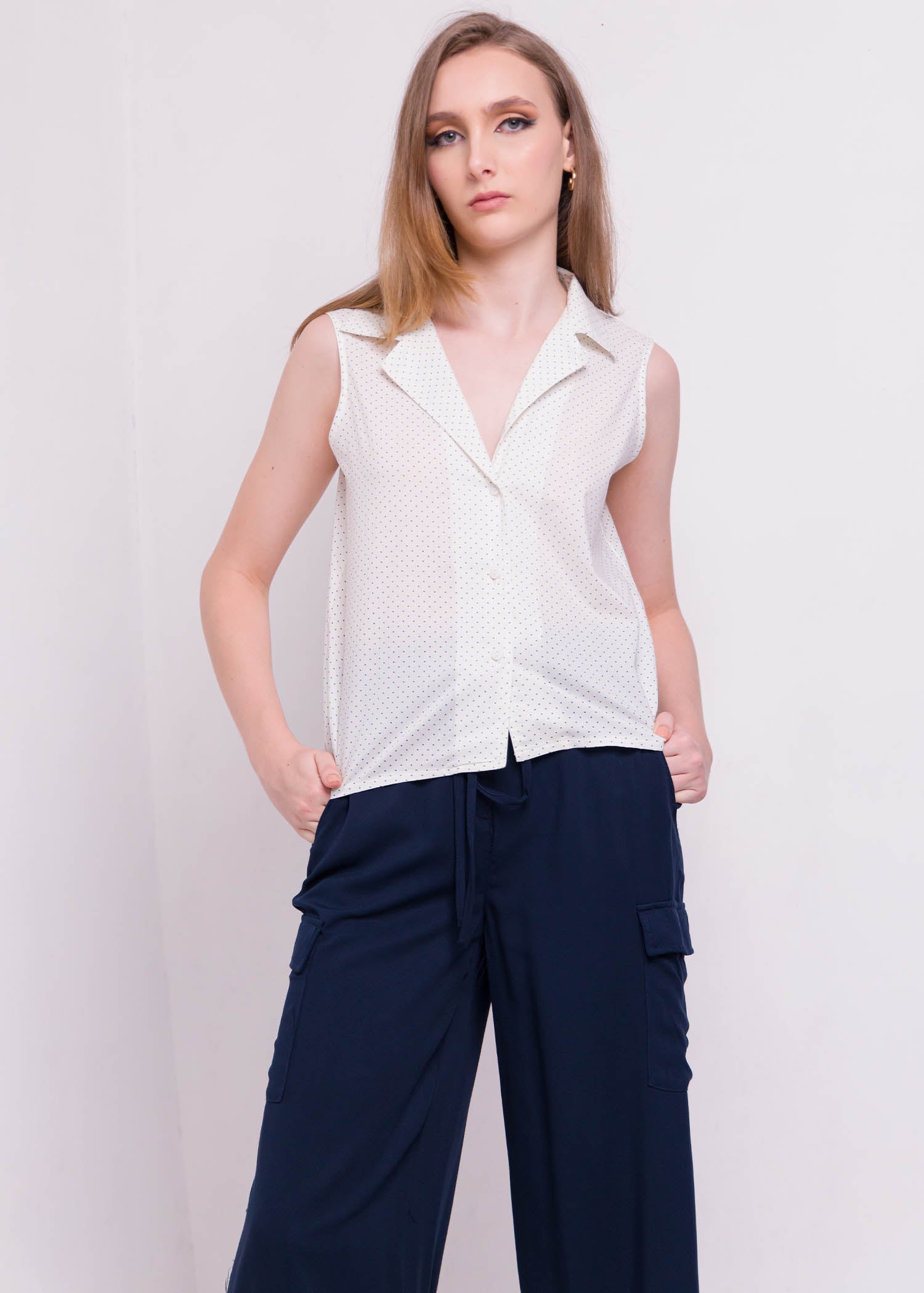 Sleeveless Cuban Collar Crop Shirt
