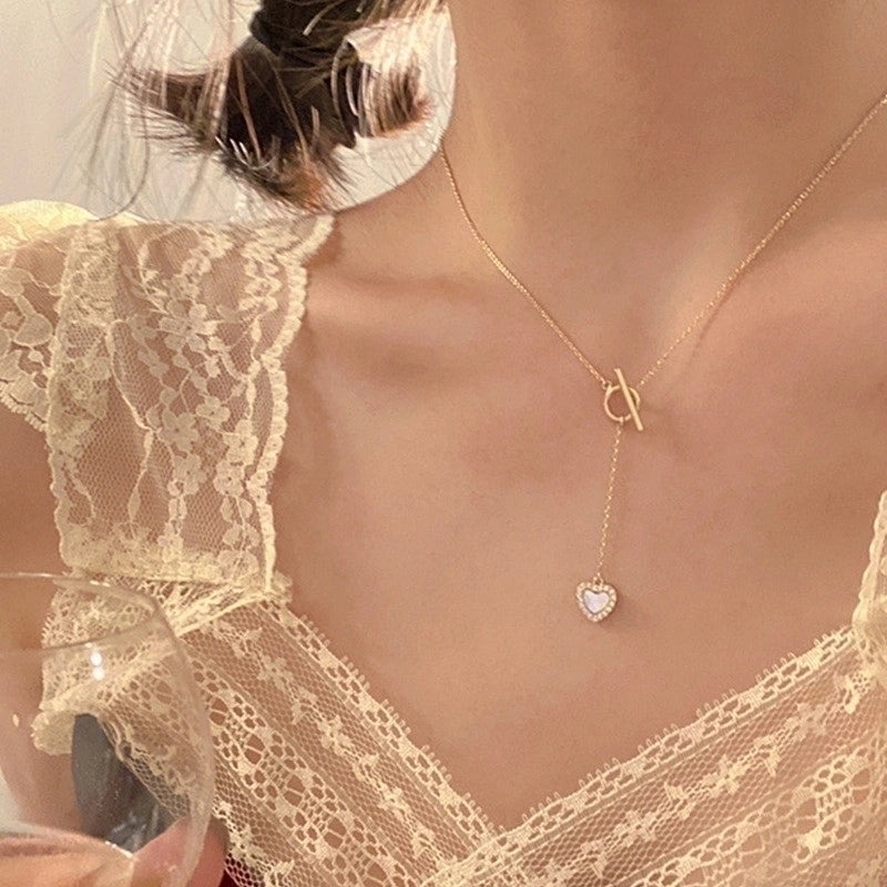 Romantic Minimalist Letter Moon Butterfly Alloy Acrylic Artificial Pearls Artificial Diamond Gold Plated Silver Plated Plating Inlay Necklace