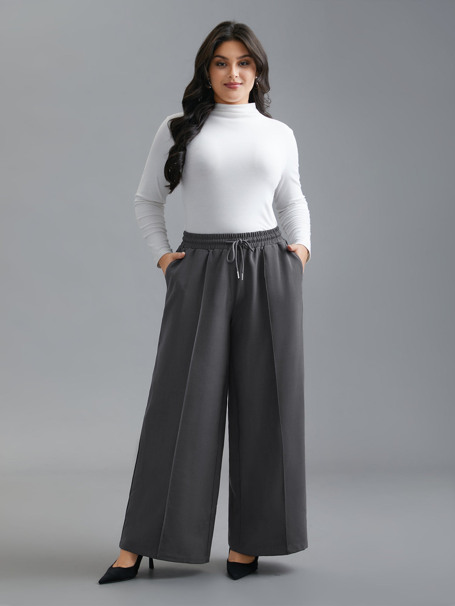 Elastic Waist Plicated Detail Slant Pocket Pants