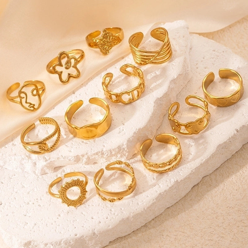 Minimalist Classic Style Leaf Heart Shape Flower Titanium Steel Plating Rings