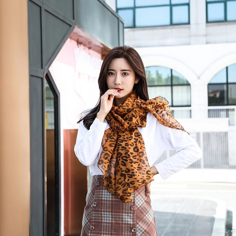 Women's Streetwear Round Dots Leopard Chiffon Scarf