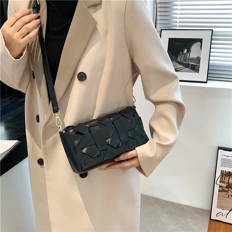 3 Pieces Women'S Pu Leather Solid Color Streetwear Sewing Thread Square Zipper Crossbody Bag