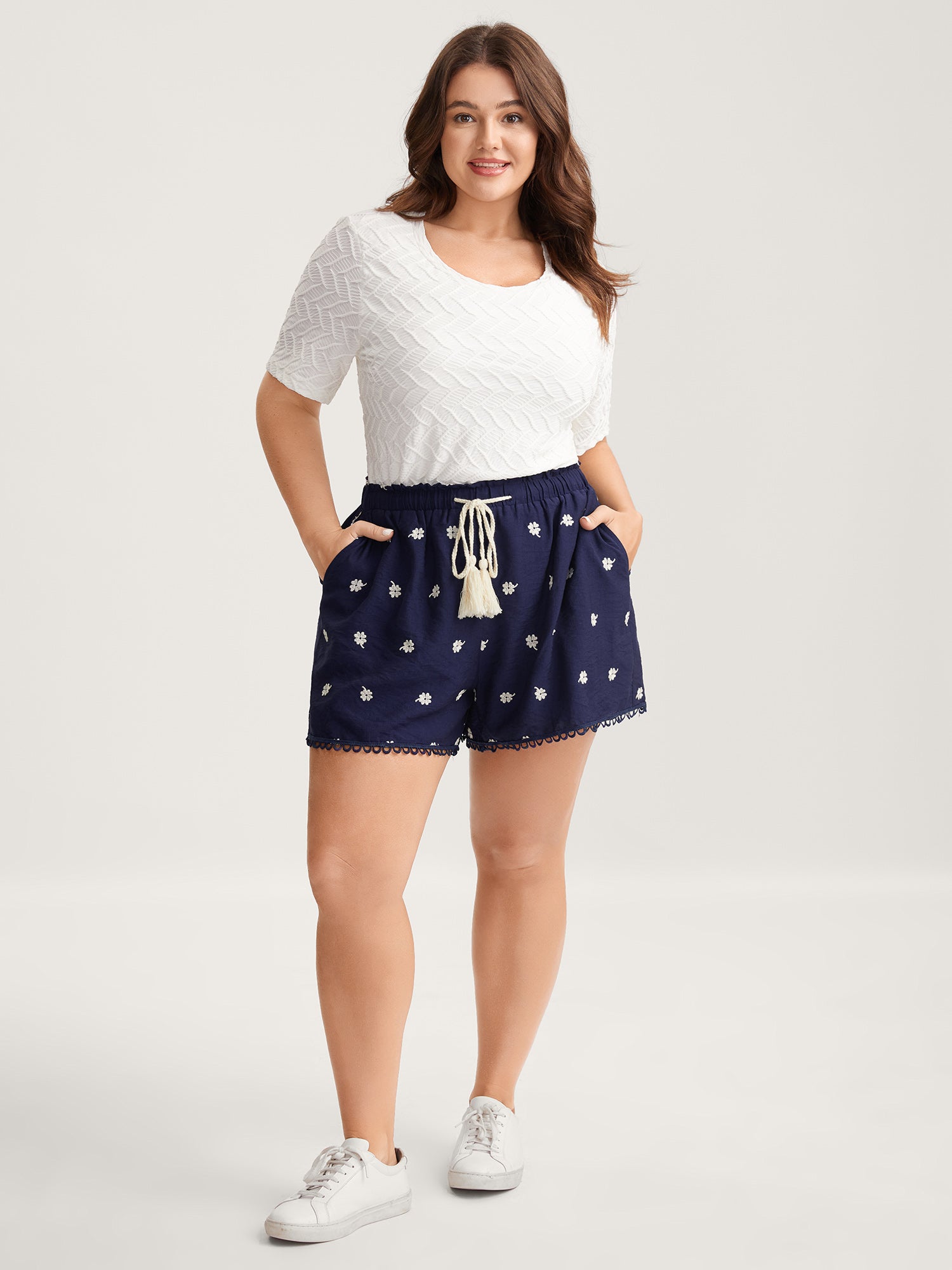 Floral Embroidered Drawstring Wide Leg Shorts