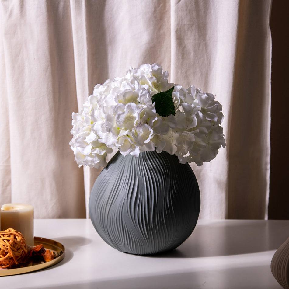 Bloom Porcelain Vase - Grey