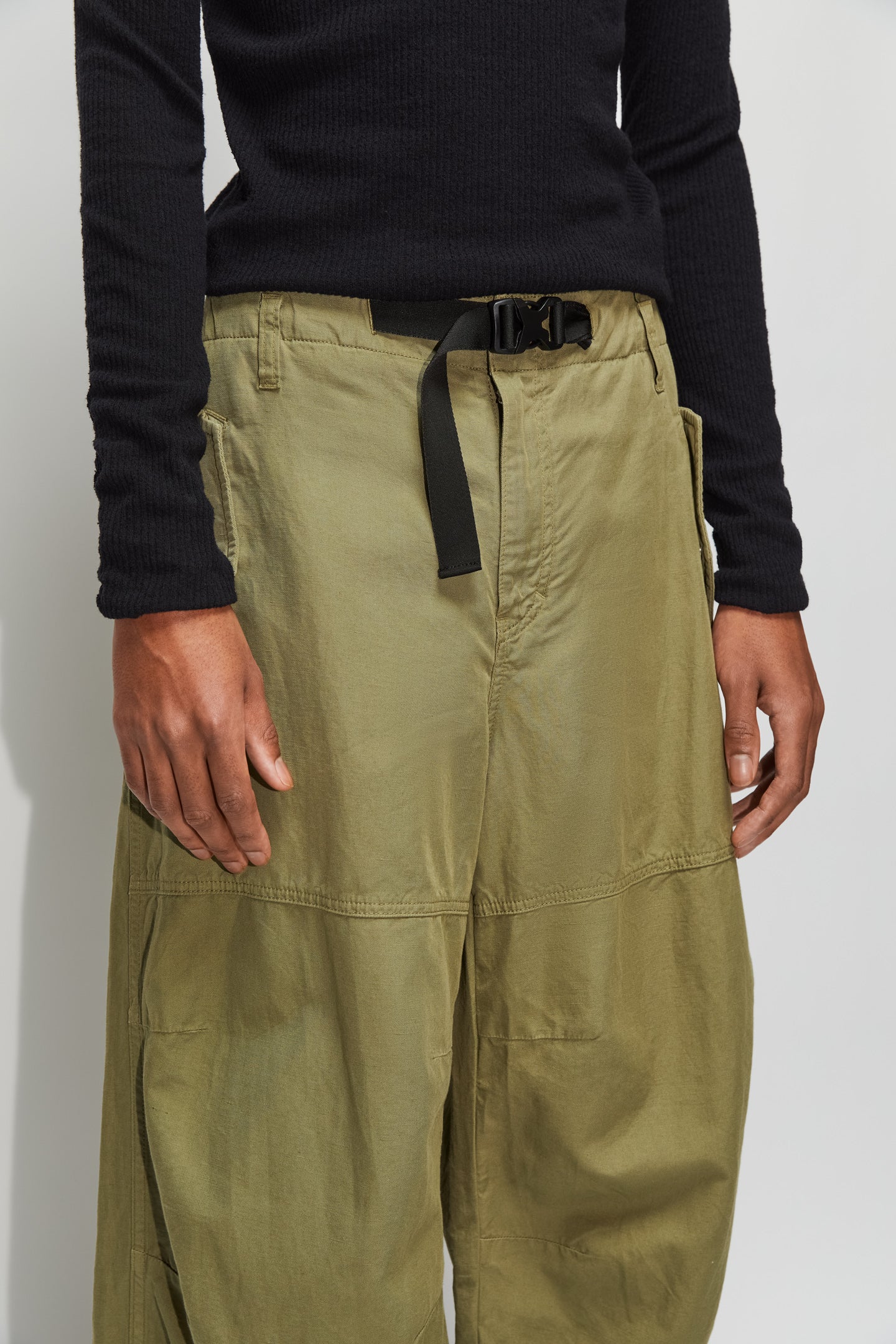 Relaxed Cargo Trousers