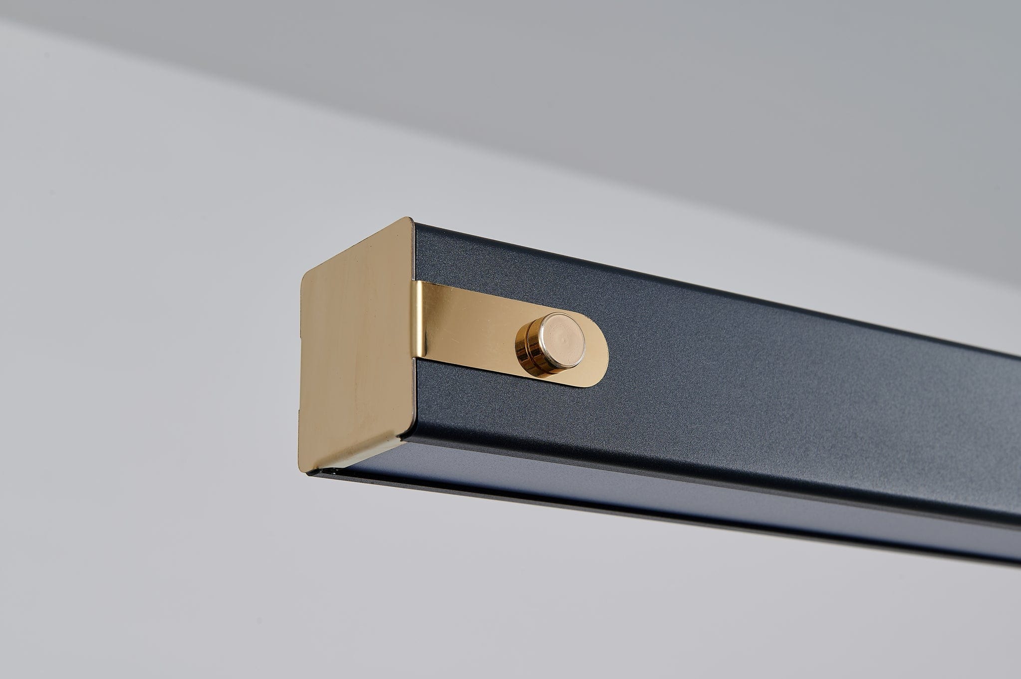Hylander | Pendant Light