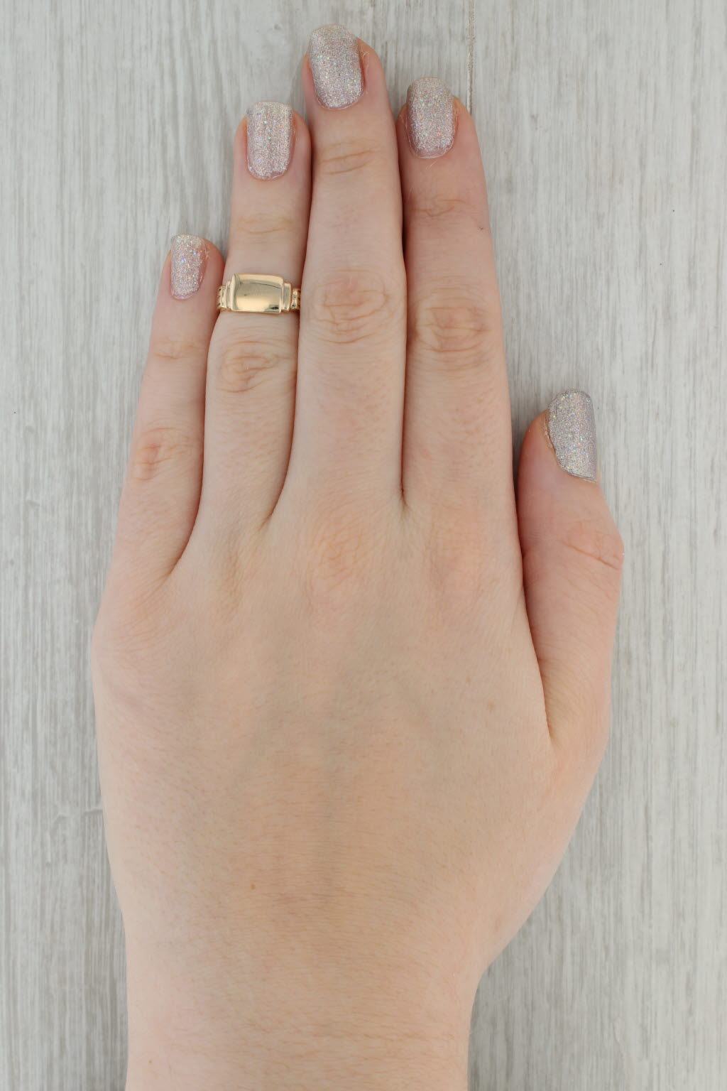 Vintage Engravable Signet Ring 10k Yellow Gold Size 4.5