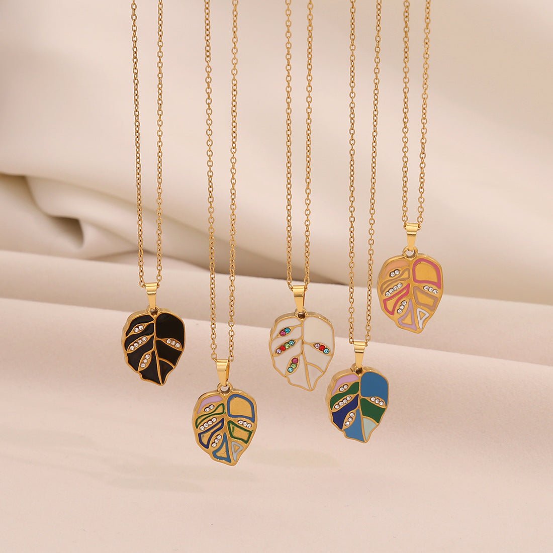 Multi-Color Oil-Dropping Leaf Pendant Necklace Fashion Stainless Steel Clavicle Chain Versatile Necklace N1538