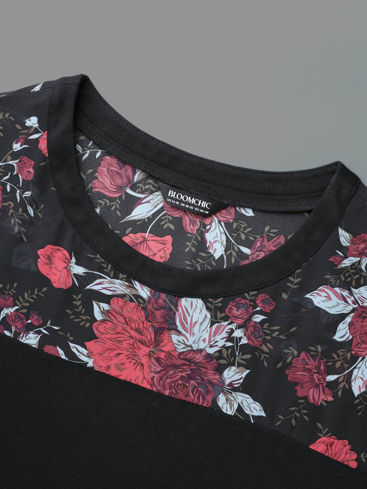 Round Neck Floral Patchwork Stretchy T-shirt