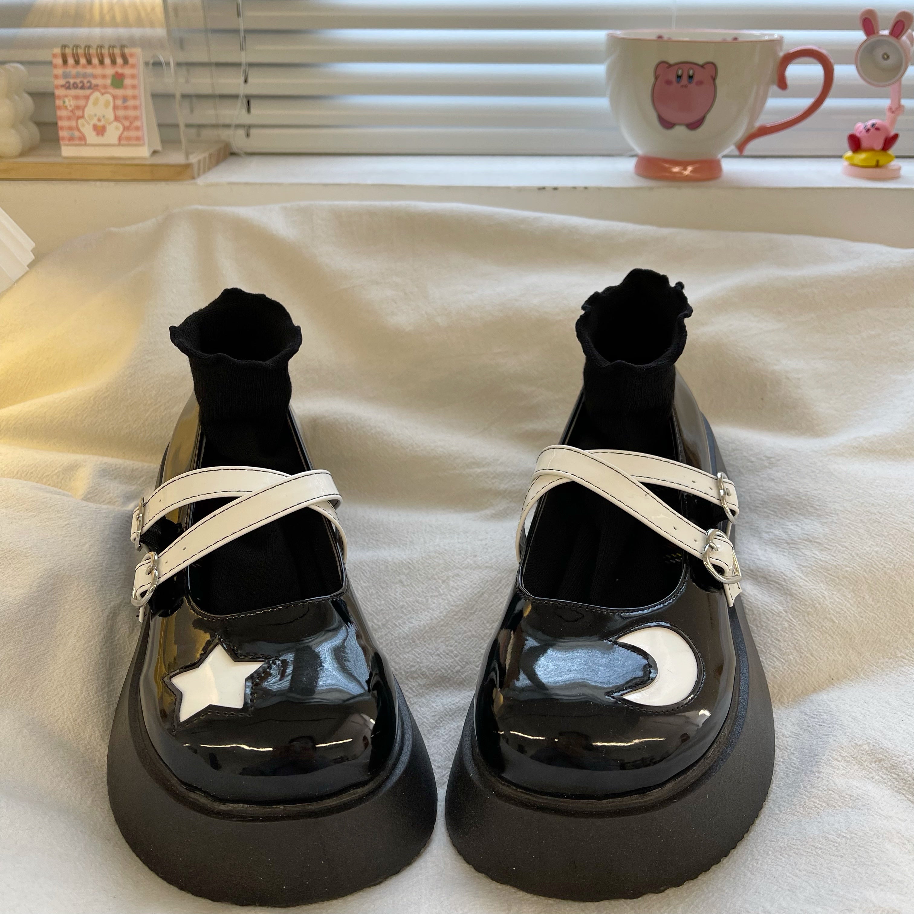 white jk leather shoes