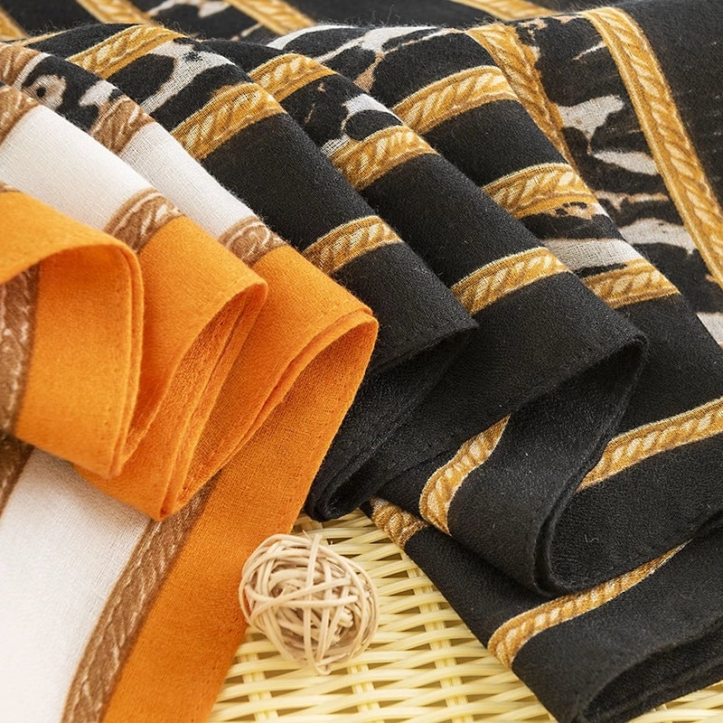Women's Elegant Leopard Satin Silk Scarf