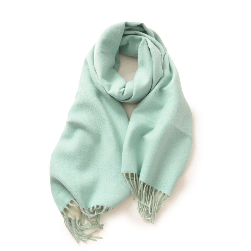 Women's Minimalist Solid Color Polyester Scarf