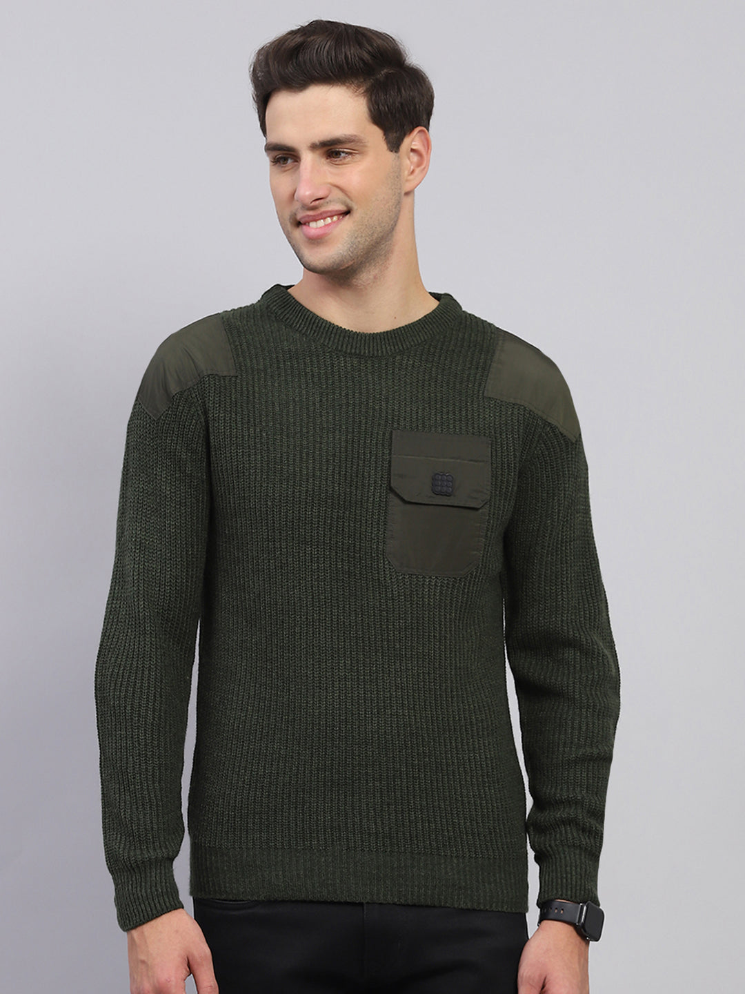 Men Olive Solid Round Neck Full Sleeve Pullover