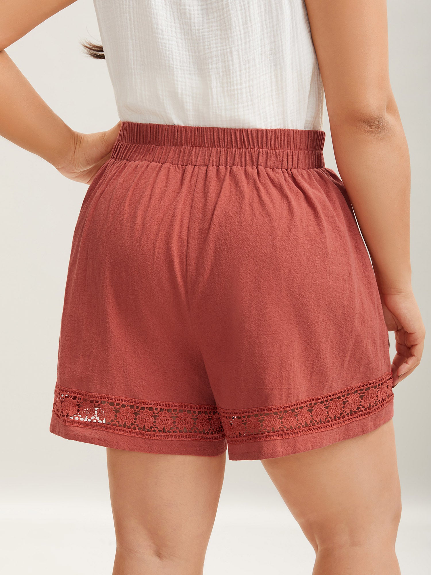 Lace Trim Waist-Tie Shorts