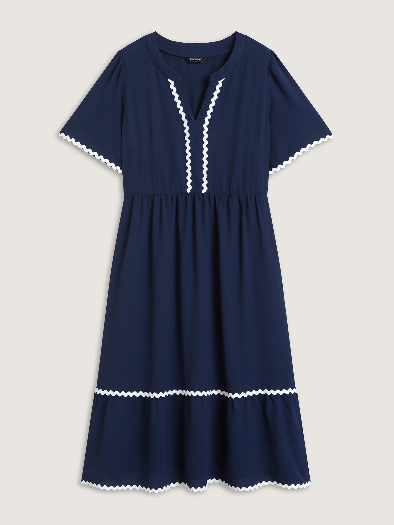 Lace Contrast Notched Collar Midi Dress
