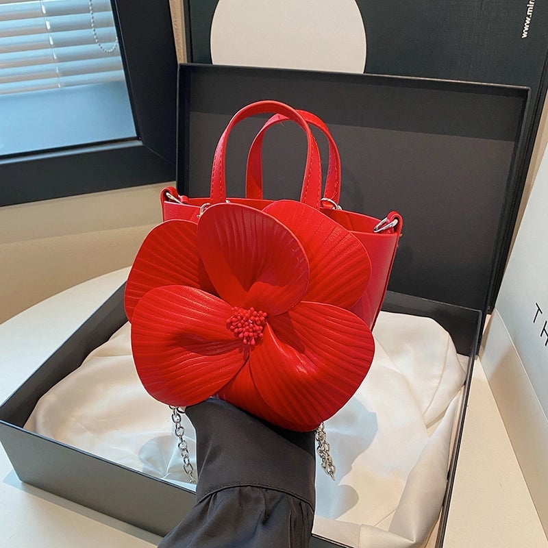 Women's Medium Pu Leather Solid Color Flower Elegant Vintage Style Bucket Buckle Evening Bag