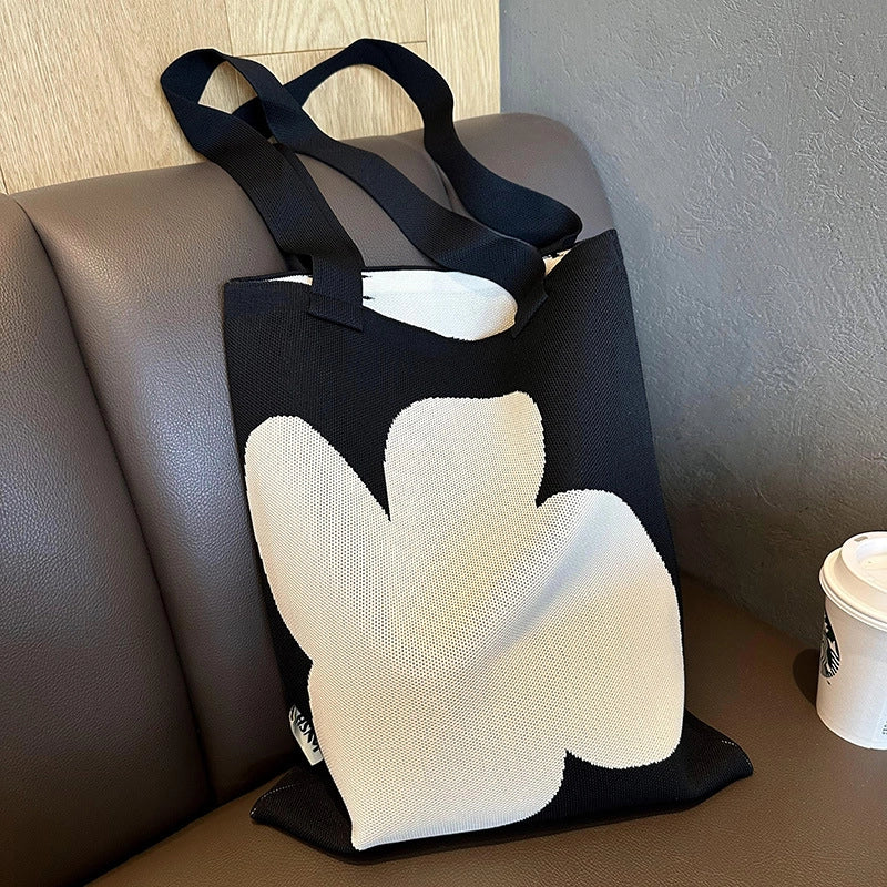 New Cartoon Sheep Knitted Shoulder Bag Women's High-grade Large Capacity Niche Casual Hand Bag Messenger Bag