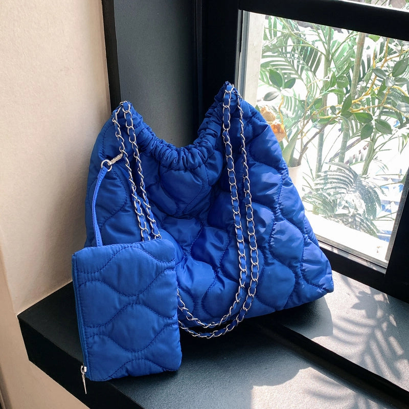 Women's All Seasons Oxford Cloth Lingge Vintage Style Sewing Thread Square Magnetic Buckle Shoulder Bag