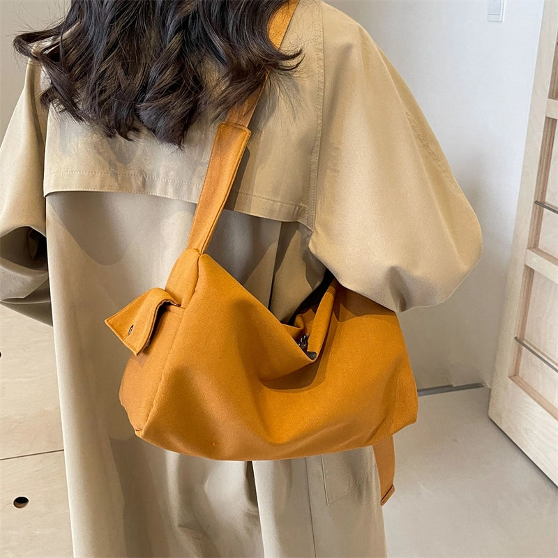 Women's Medium Cloth Solid Color Basic Zipper Crossbody Bag