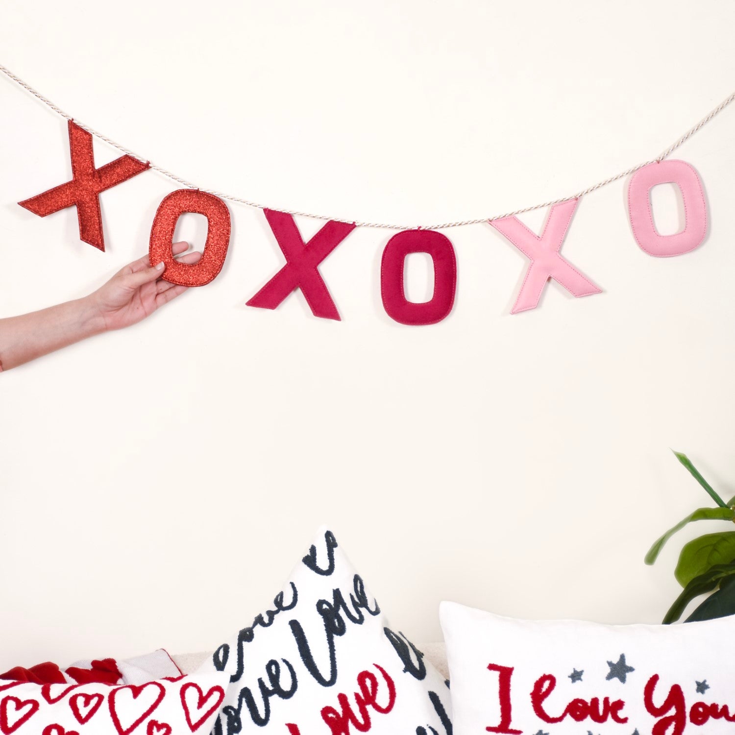 XOXO Ombre Bunting For Wall Decoration Multicolour 78 Inch