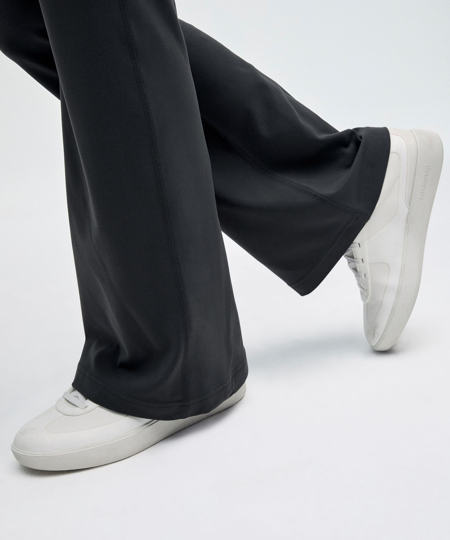 Groove Nulu Super-High-Rise Flared Pant Regular
