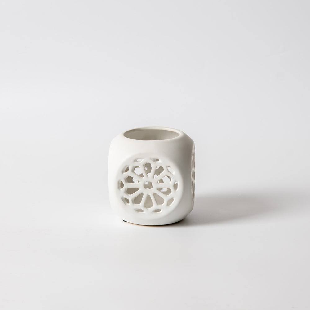 Fiore Ceramic Tealight Holder Small - White