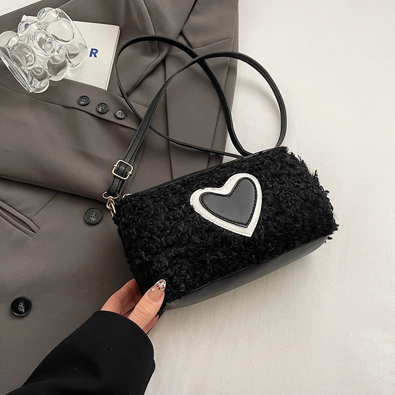 Black Pink Blue Fleece Heart Shape Sewing Thread Square Clutches