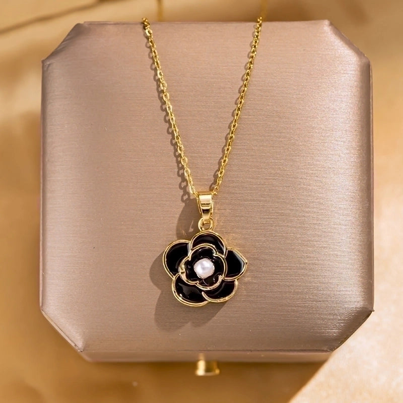 Elegant Lady Streetwear Geometric Flower Butterfly 304 Stainless Steel Acrylic Zircon 18K Gold Plated Inlay Pendant Necklace