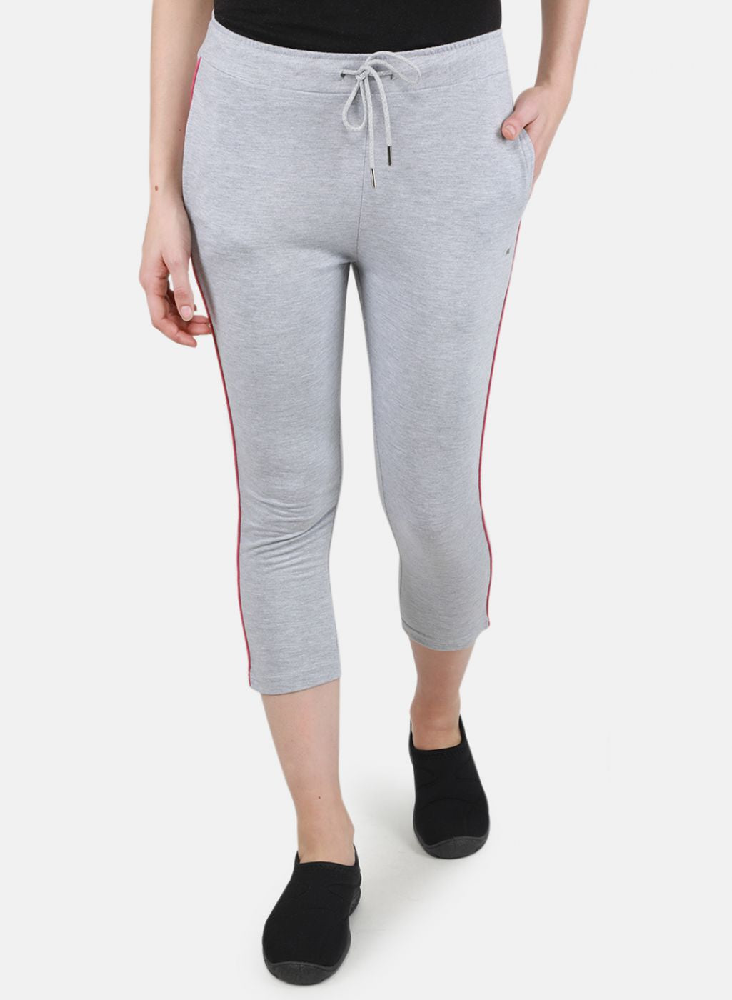 Women Grey Solid Capri