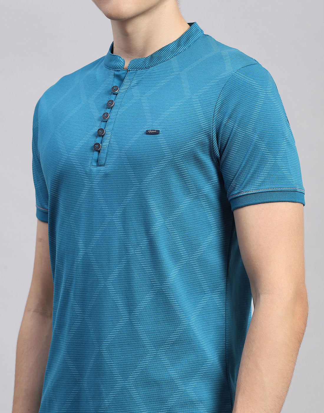 Men Blue Printed Mandarin Neck Half Sleeve T-Shirt