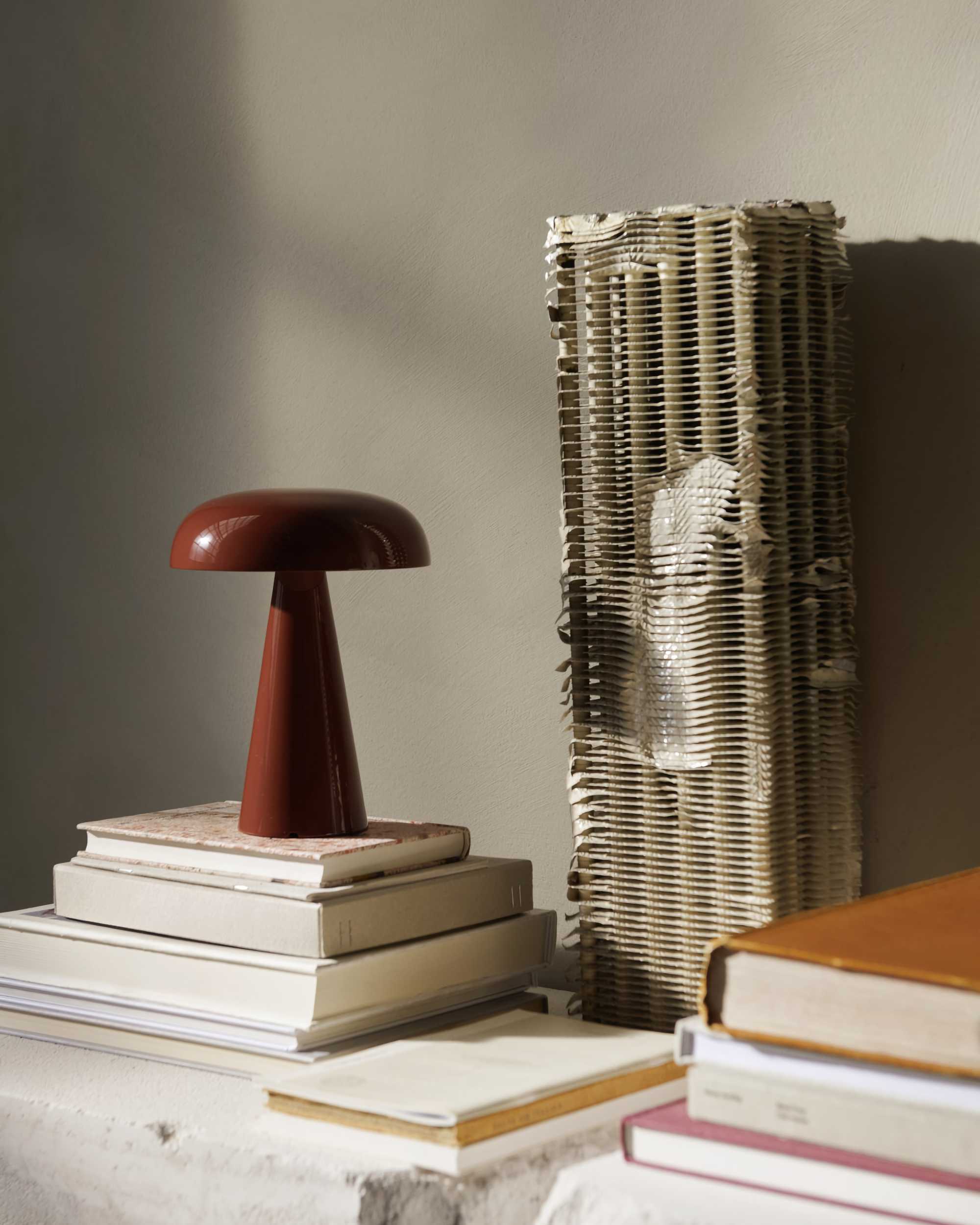 Tradition SC53 Como portable table lamp