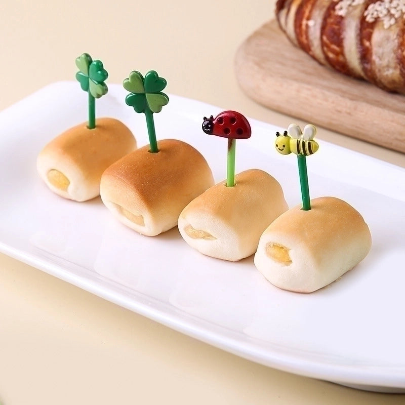 Casual Cartoon Plastic Fruit Fork 1 Set