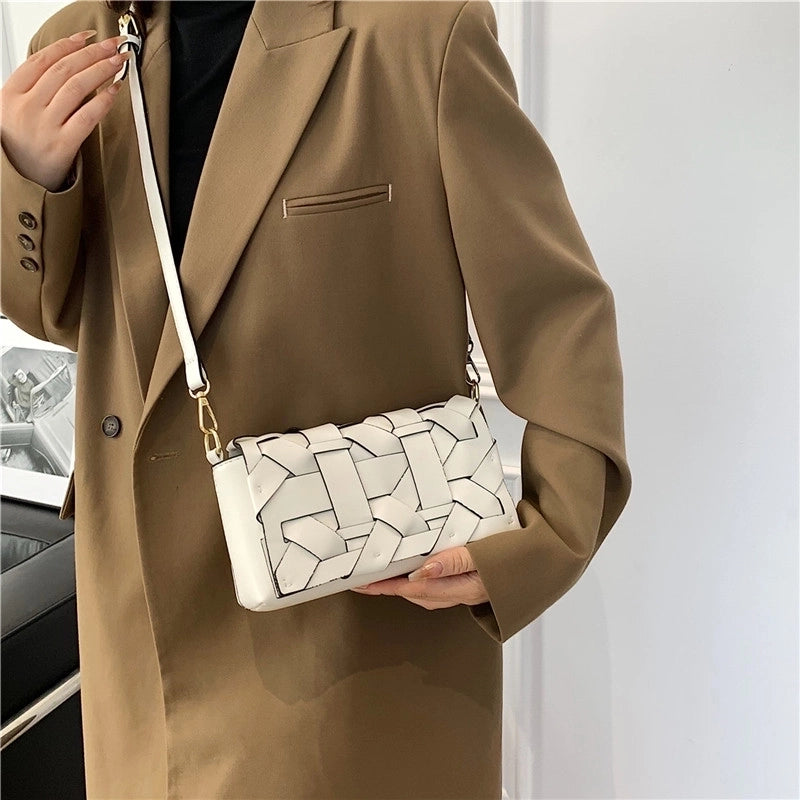 3 Pieces Women'S Pu Leather Solid Color Streetwear Sewing Thread Square Zipper Crossbody Bag