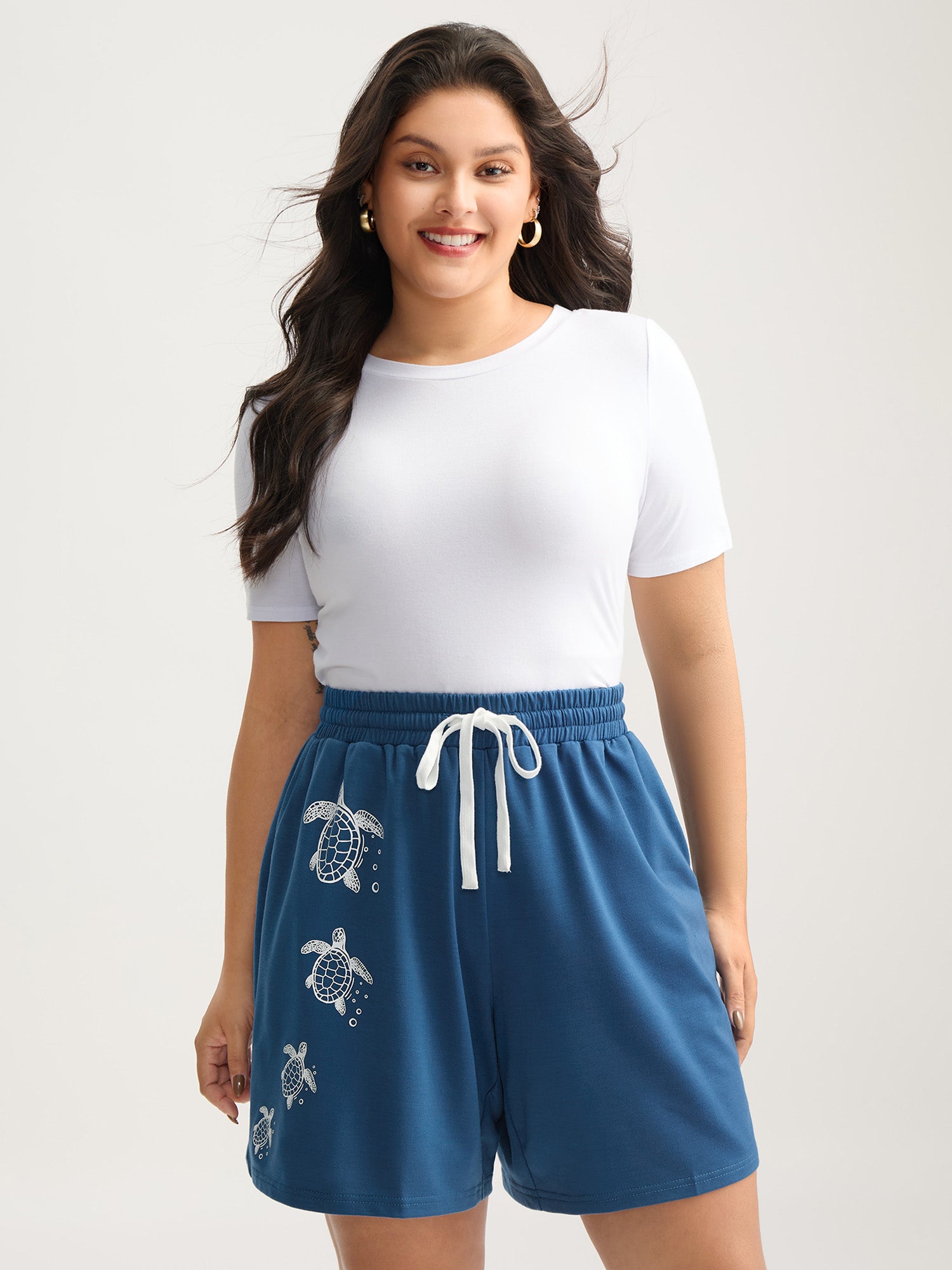 Turtle Print Drawstring Straight-Leg Shorts