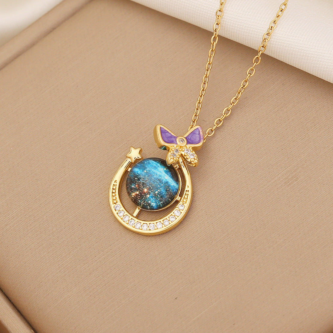 Popular Full Diamond Planet Wings Love Necklace Versatile Women'S Clavicle Chain N1497