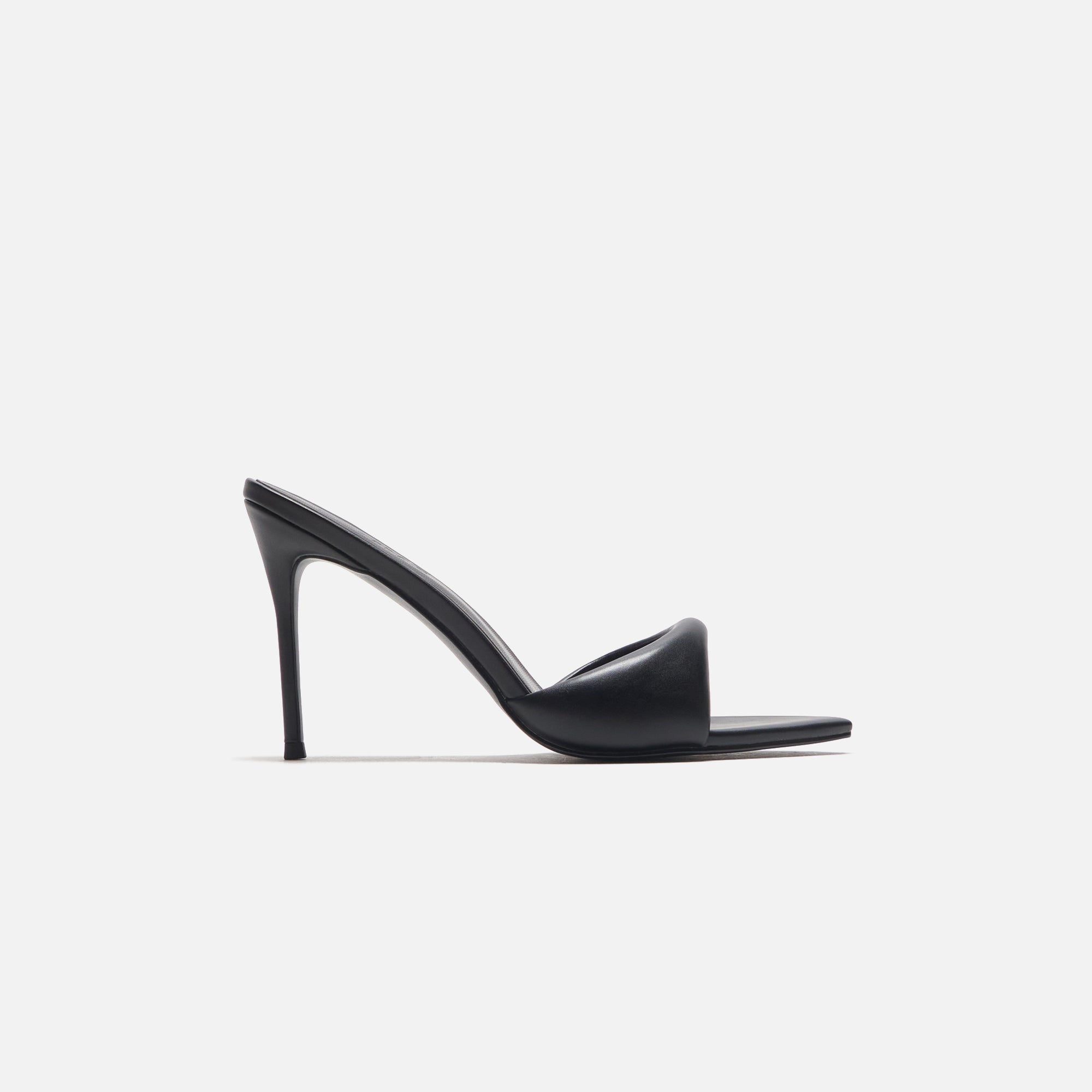 Femme LA Saint Slipper - Black